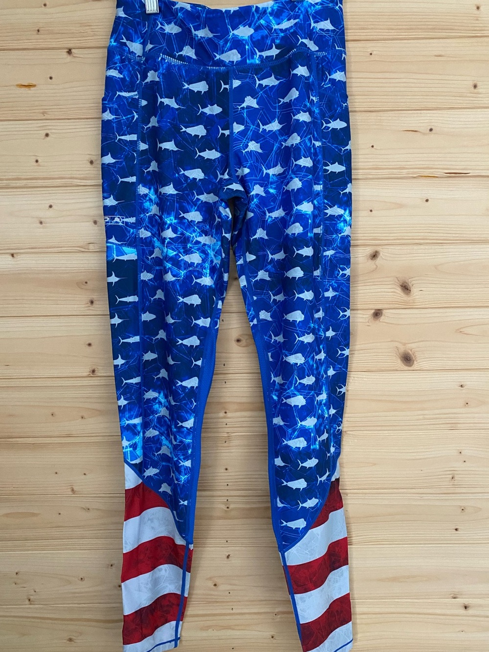 Pelagic Fiji Fishing Leggings Women’s Small NWOT Americamo Performance Wear